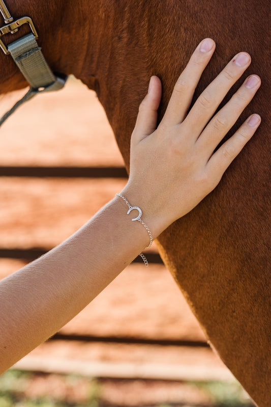 Inset Horseshoe Pendant Bracelet